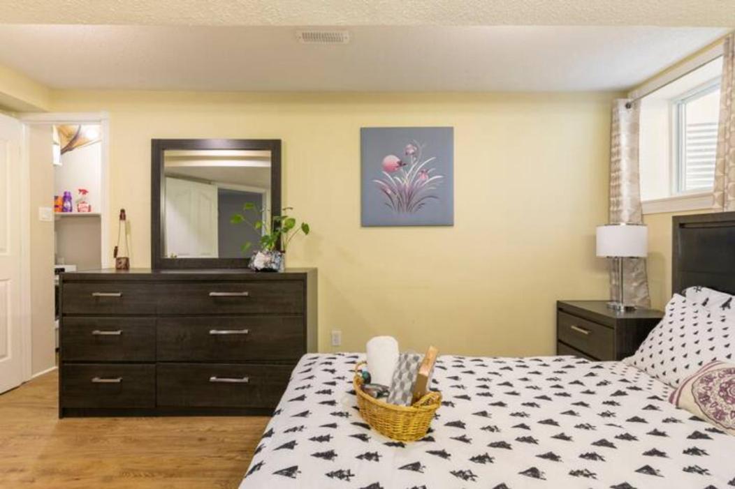 Self Check-In Spacious Apartment With Full Kitchen Ottawa Exterior foto